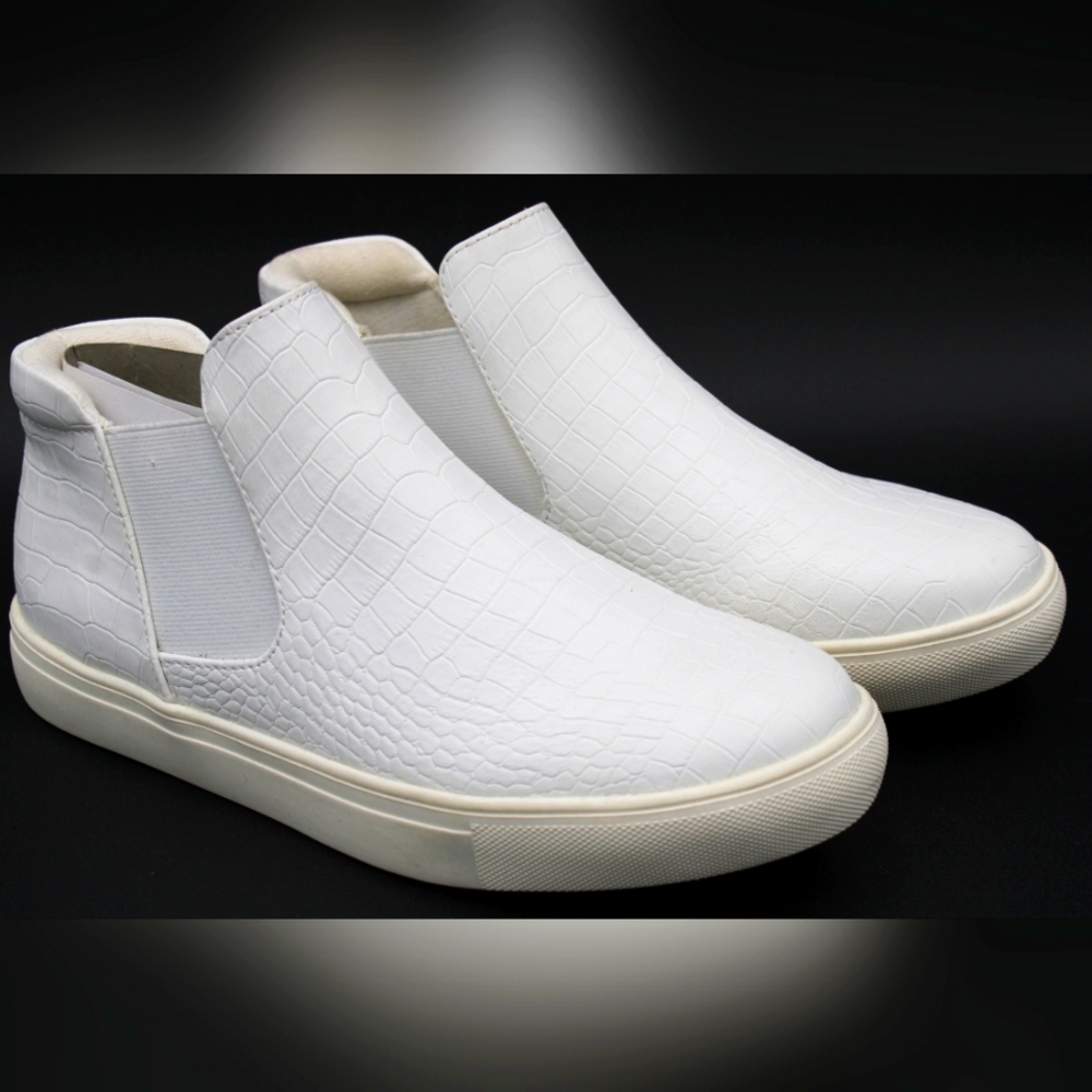 Coconuts by Matisse White Ankle Boots – Size 6.5